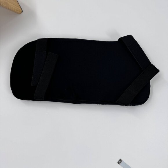 Foldable Bamboo Meditation Bench With Cushion & Red Lotus Embroidery - Picture 8 of 13